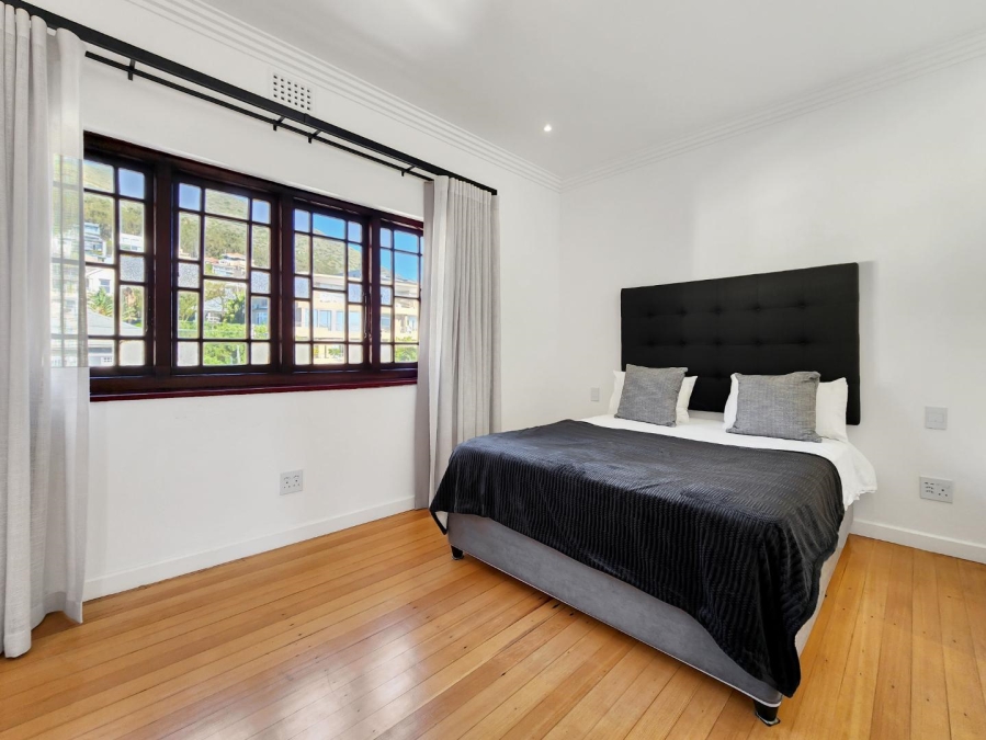 2 Bedroom Property for Sale in Green Point Western Cape